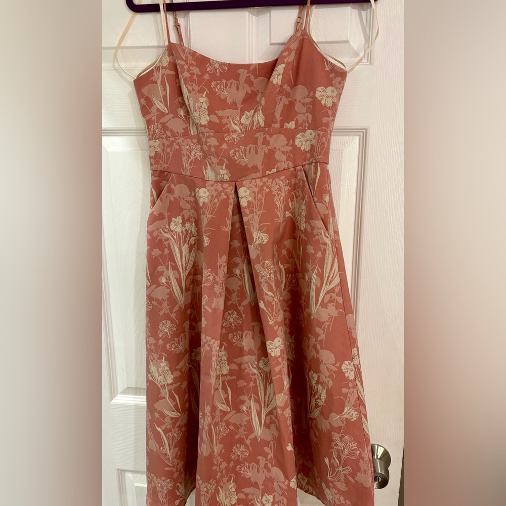 🌸 BCBGeneration Pink Floral Midi Dress (Size 6) 🌸